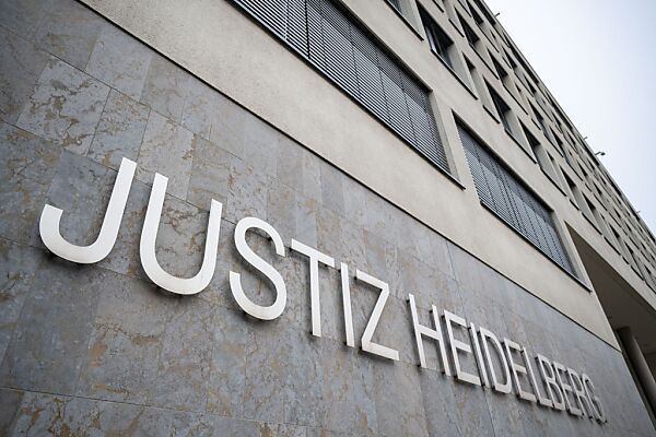 Mutter soll Tochter in Deutschland Keime injiziert haben